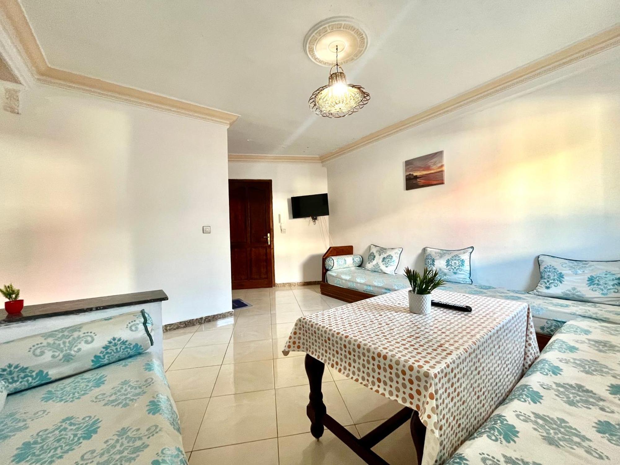 Moderno Apartamento En El Centro , A 3 Min Del Mar II アシラー エクステリア 写真
